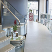 Arredi in cartone per una farmacia. Design Giorgio Caporaso per Lessmore