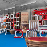 Ecodesign Collection Lessmore di Giorgio Caporaso all'Info point dei Mondiali di Canottaggio