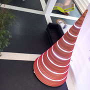 Albero di Natale in cartone. Design Giorgio Caporaso per Lessmore