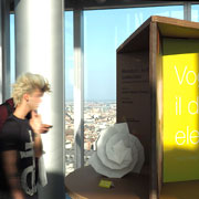 Design Answers: allestimento in cartone Lessmore e Olivares srl. Mendori
