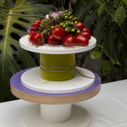 Alzata centro tavola by Parasacchi Home | Art Direction Giorgio Caporaso - Italy | photo Daniela Berruti